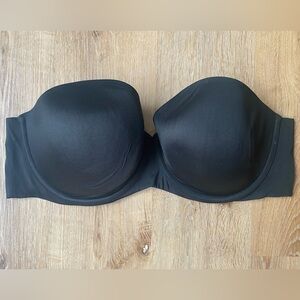 Cacique Smooth Lightly Lined Lifting Strapless Multiway Bra in Black